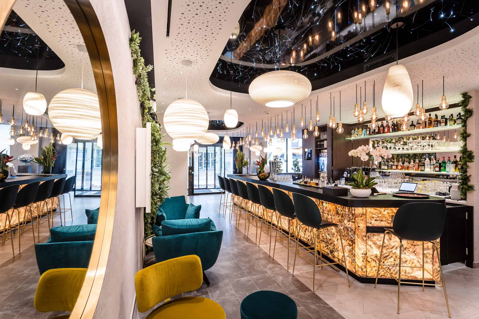 Bar de l'hôtel Voco IHG à Strasbourg (Bas-Rhin, Alsace, Grand Est)