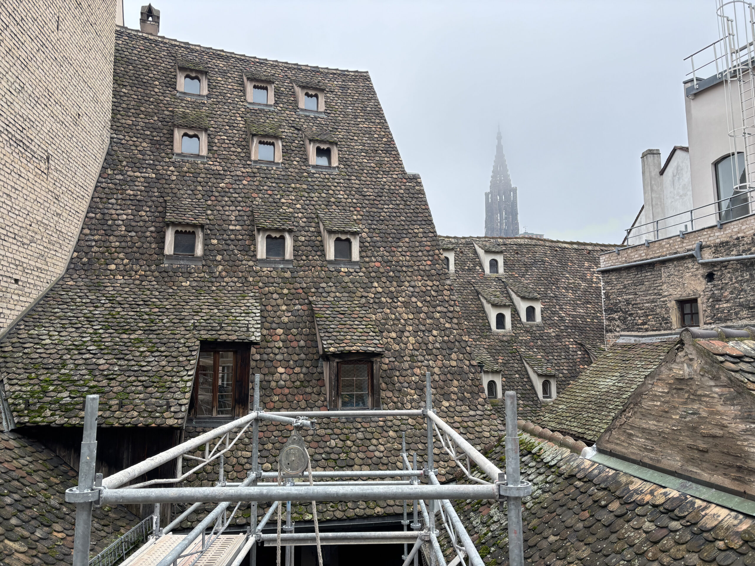 echafaudage travaux renovation toiture alsace